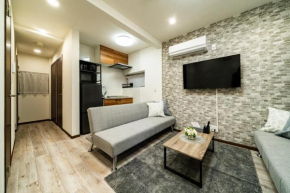 86, Panda Hotel, Private house rental